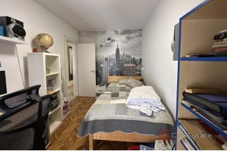 009 2049 40 split trstenik spacious three bedroom apartment for sale