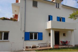 012 2016 654 peljesac apartment house with sea view for sale