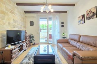 009 2047 71 Split Area Two bedroom apartment with garden for sale