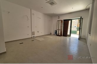 007 2016 655 split lucac renovated office space with terrace for rent