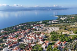 18 2013 221 Brac apartment sea view sale