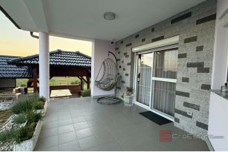 022 5373 30 krizevci modern house with swimming pool for sale