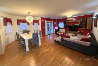 022 5373 30 krizevci modern house with swimming pool for sale