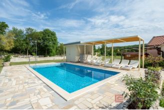 017 2048 41 Dalmatian Hinterland Family house surrounded by nature for rent