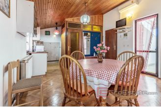 010 5374 30 Pula Apartment with a sea view for sale