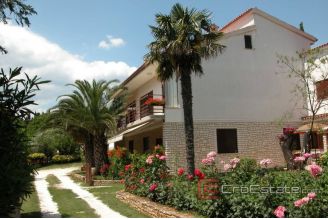 009 5375 30 Pula Two bedroom apartment for sale