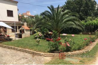 009 5375 30 Pula Two bedroom apartment for sale