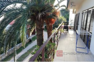 008 5376 30 Pula Spacious two bedroom apartment for sale