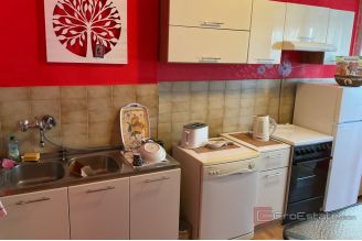 006 2052 51 Split Lovret Two bedroom apartment with balcony sale