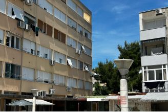 006 2052 51 Split Lovret Two bedroom apartment with balcony sale