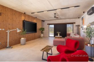 020 2048 43 Dalmatian Hinterland Luxury villa with pool and tennis court for rent