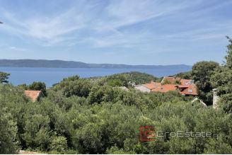 019 2052 55 Makarska Villa in a peaceful location with a sea view for sale