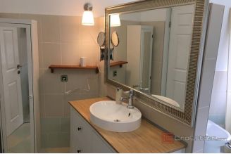 016 1024 24 Zagreb House near the center for sale