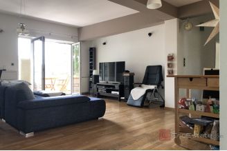 016 1024 24 Zagreb House near the center for sale