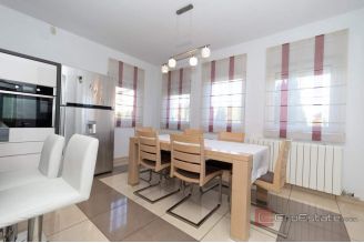 012 5380 30 Rijeka Deetached house in the heart of nature for sale