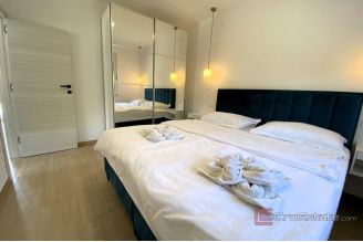 020 2044 56 Marina Seafront apartment villa for sale