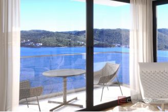 020 2052 57 Peljesac Modern villa with pool and a sea view for sale