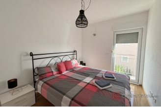 012 2016 657 trogir modern two bedroom apartment with sea view for sale