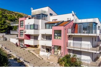 012 2016 657 trogir modern two bedroom apartment with sea view for sale