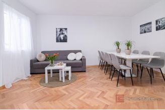 017 2029 104 biograd house in the center sale