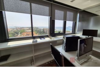 010 2016 658 split attractive and modern office space for rent