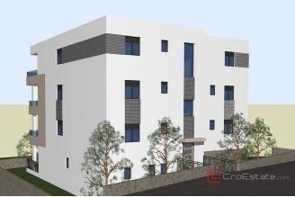 010 2047 75 Makarska Three bedroom apartment with garden for sale