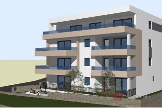 010 2047 75 Makarska Three bedroom apartment with garden for sale