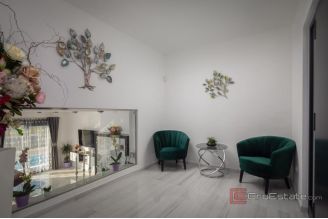 019 2048 45 Split area Villa with panoramic sea view for rent