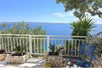 013 2036 135 Omis Charming house with panoramic sea view for sale