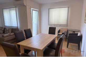 011 5382 30 island brac duplex apartment near the beach for sale