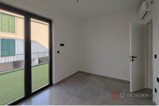 014 2035 236 island ciovo apartment with a sea view for sale