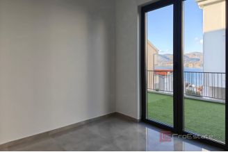 014 2035 236 island ciovo apartment with a sea view for sale