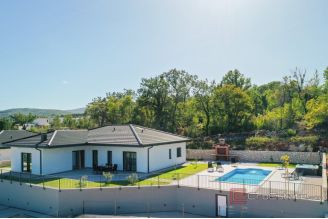 019 1020 19 Dalmatian Hinterland Luxury villa with pool for sale