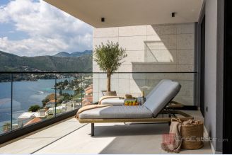 001 1018 08 Dubrovnik Modern apartment with a sea view for sale