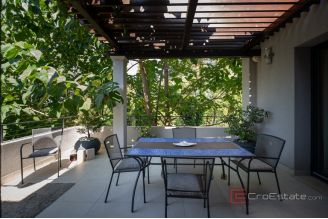 020 1027 02 Dubrovnik Modern villa with pool for sale