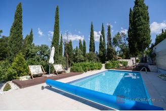 020 1027 02 Dubrovnik Modern villa with pool for sale