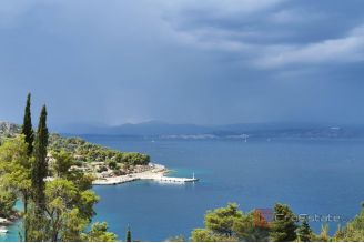 011 5383 30 Solta Villa with pool and an open sea view for sale