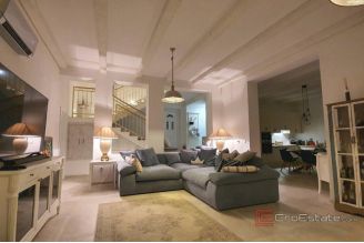 011 5383 30 Solta Villa with pool and an open sea view for sale