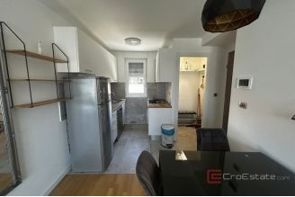 009 2052 63 Split Mejasi Modern two bedroom apartment with garage for rent