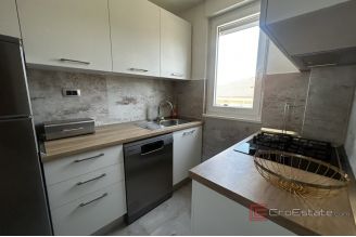 009 2052 63 Split Mejasi Modern two bedroom apartment with garage for rent