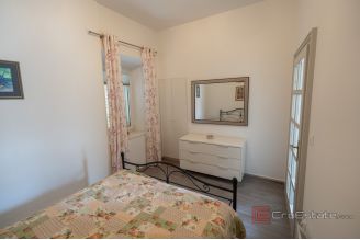 016 1027 04 Dubrovnik Stone house with pool in the first roe to the sea for sale