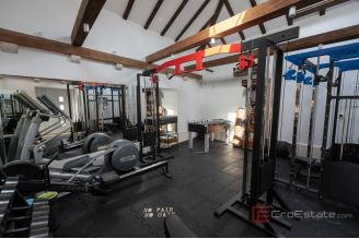 016 1027 04 Dubrovnik Stone house with pool in the first roe to the sea for sale