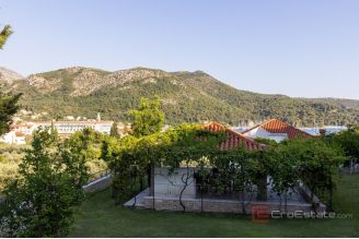 010 1027 05 Dubrovnik Modern villa with pool for sale