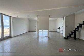 010 1024 29 Opatija Modern villa near the sea for sale