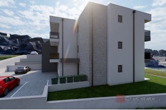 014 2052 62f near split three bedroom penthouse with jacuzzi for sale