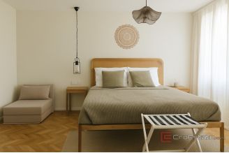 018 5386 30 island pag renovated stone house in the center for sale