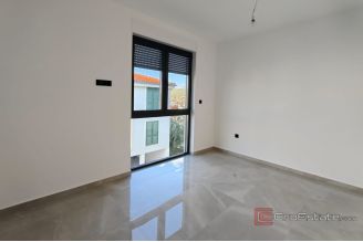 015 2035 237 island ciovo three bedroom apartment in a new building for sale