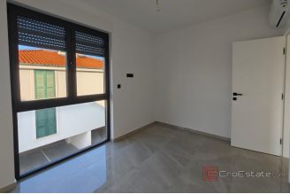 015 2035 237 island ciovo three bedroom apartment in a new building for sale