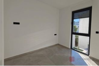 015 2035 237 island ciovo three bedroom apartment in a new building for sale