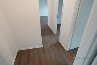 007 2052 65 Split Brda Three bedroom apartment for sale